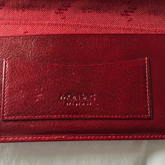 Elegant Red Leather Clutch - Picture 2 of 6